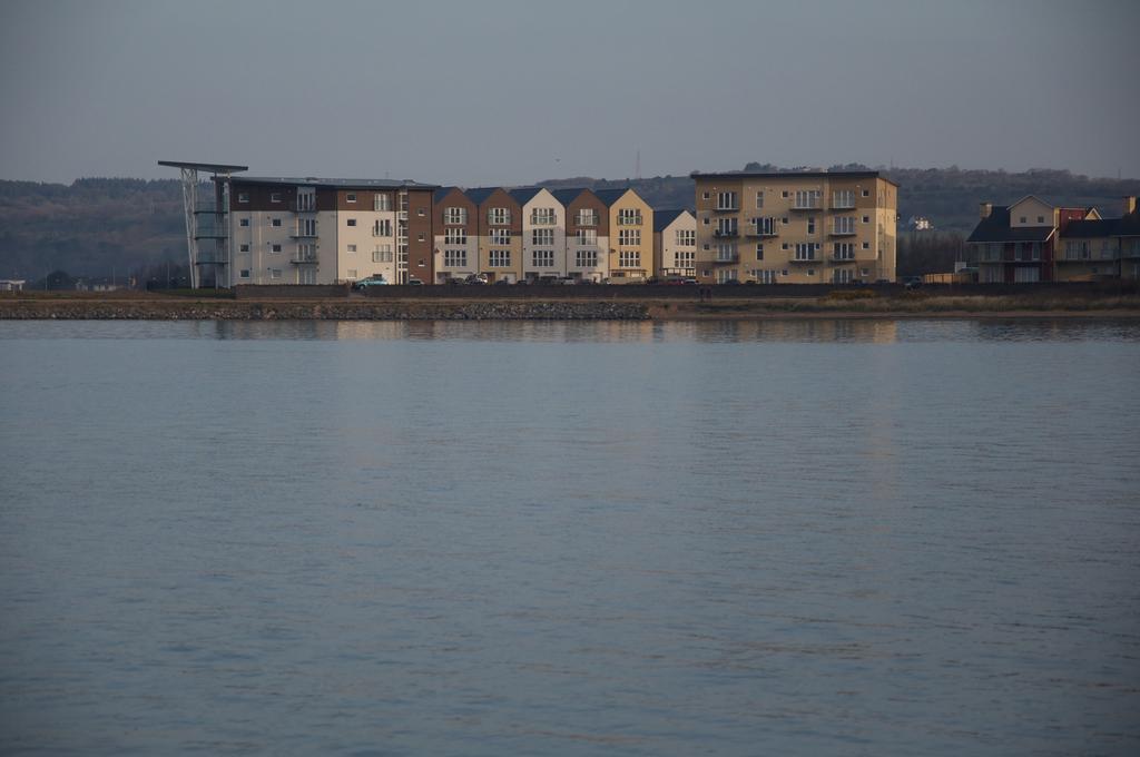 Traeth Bychan Apartment ラネリー エクステリア 写真